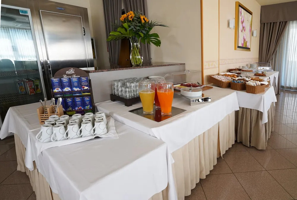 Hotel Riviera