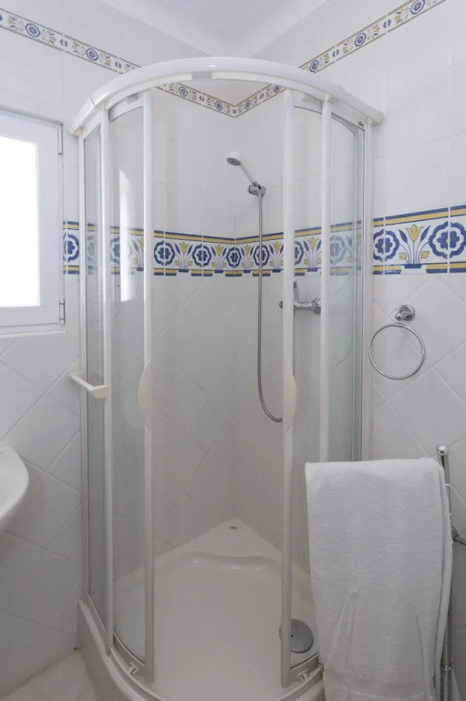 Silver Beautiful 4 Bedroom Vila Just Steps TO TH