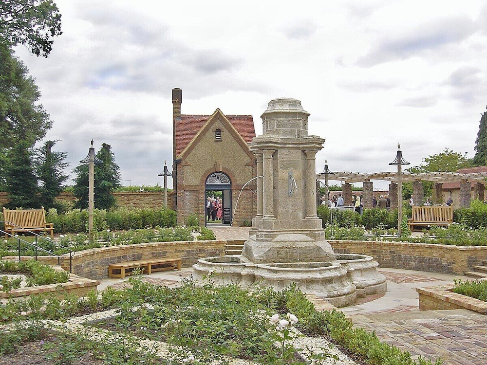 Bushey B&B