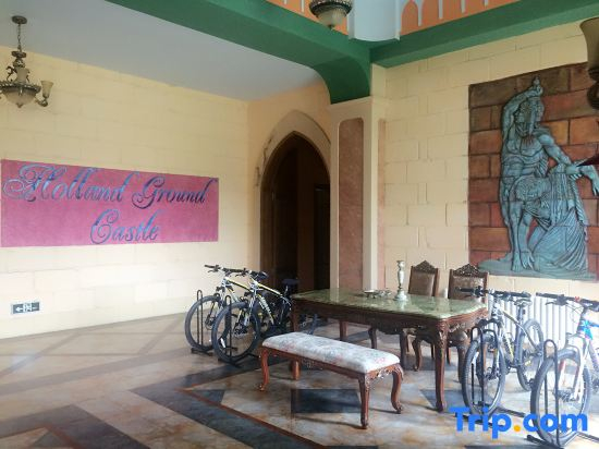 Ya'oulong Castle Hotel