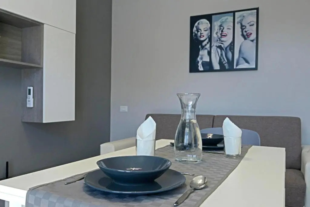Free parking - 5 Stelle Elegante Suite a 100 mt dal mare
