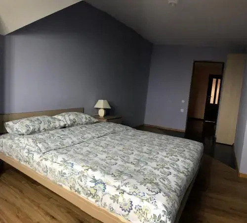 Hotel 412