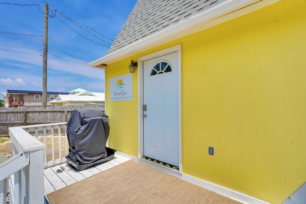 A-frame Family Home Near Beach: Beach Gear!