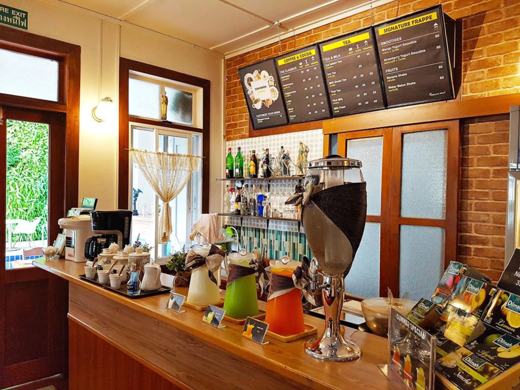 Dinsomon Hotel