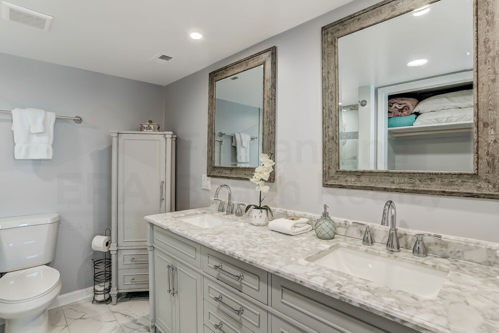 782 Amelia by the Sea