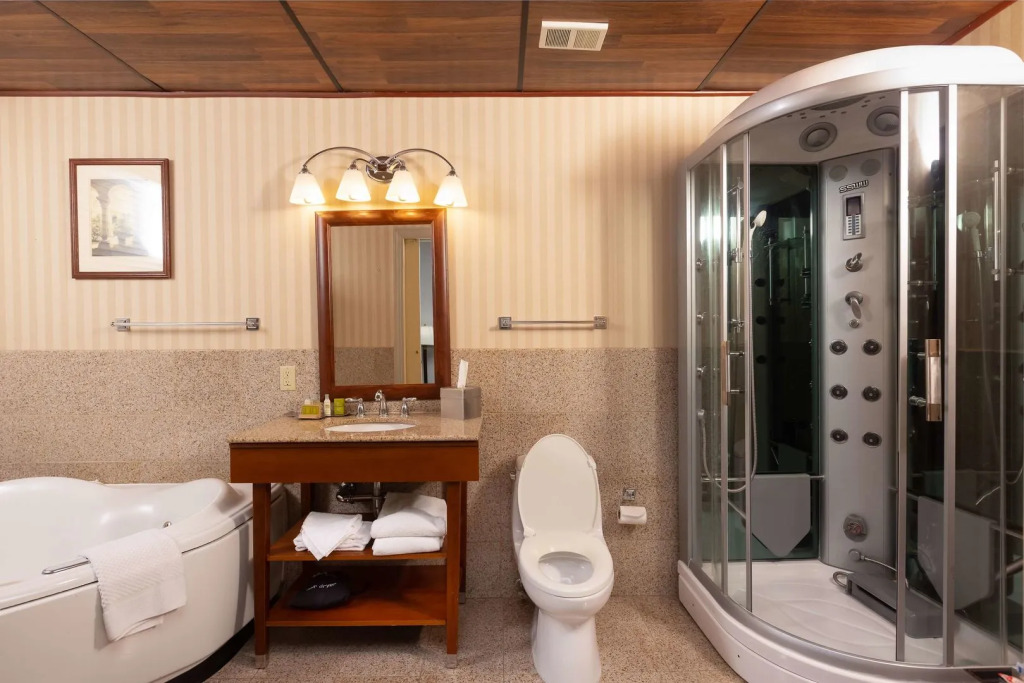 Inn at the Colonnade Baltimore - A DoubleTree by Hilton Hotel