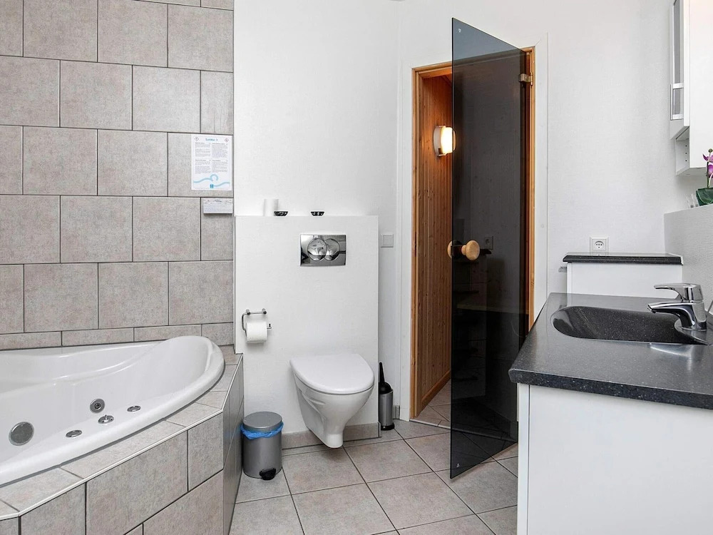 6 Person Holiday Home on a Holiday Park in Bogense