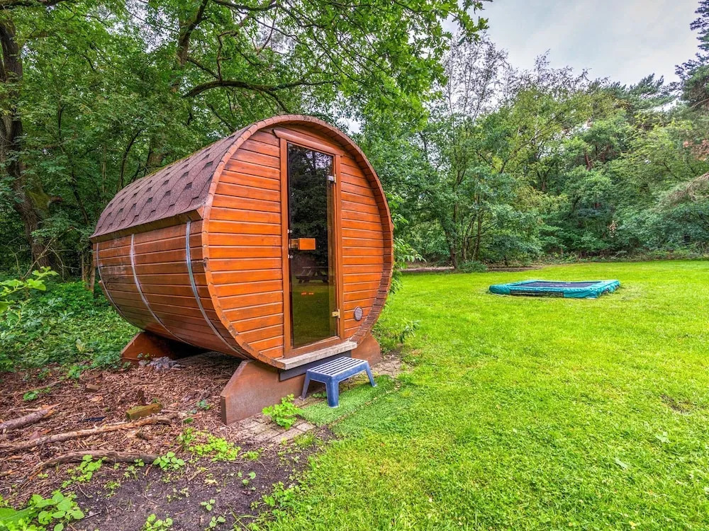 Sun Kissed Bungalow in Uden with Sauna, Hot Tub, Terrace