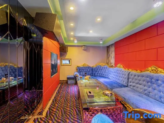 Leshan Hotel