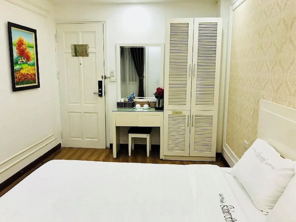 Lotus Hotel Van Phuc - by BayLuxury