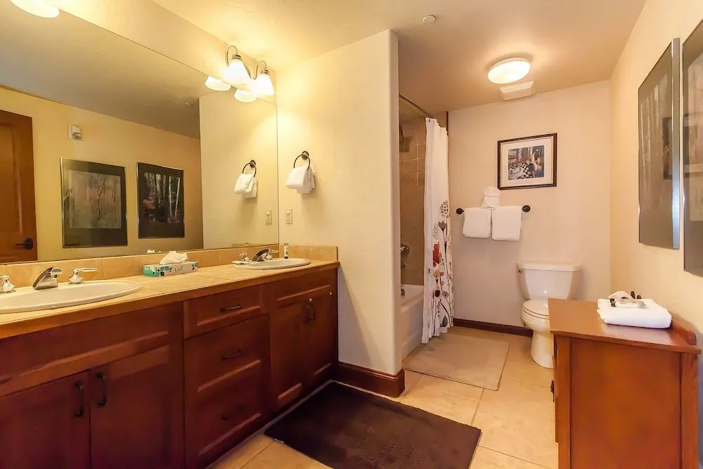 Oro Grande #304 - 1 Br Condo
