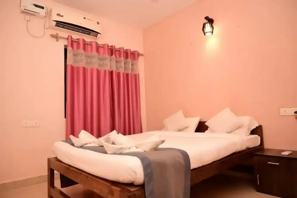 Jas Holidays Morjim
