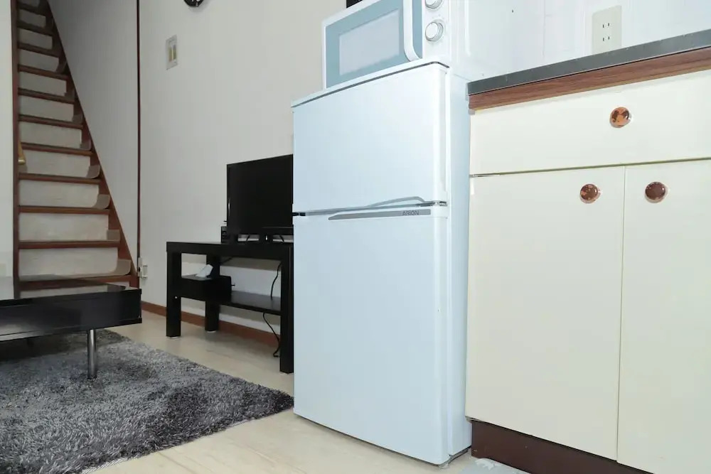 Namba East House01