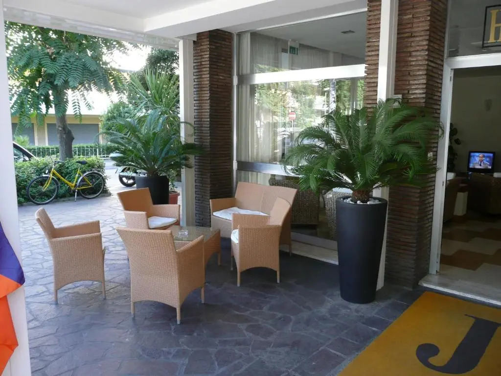 Hotel Majorca sul Mare in centro a Riccione con Area Fitness