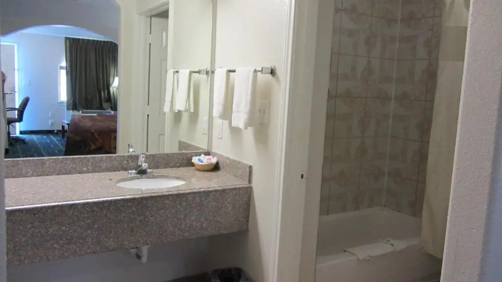 Regency Inn Porter