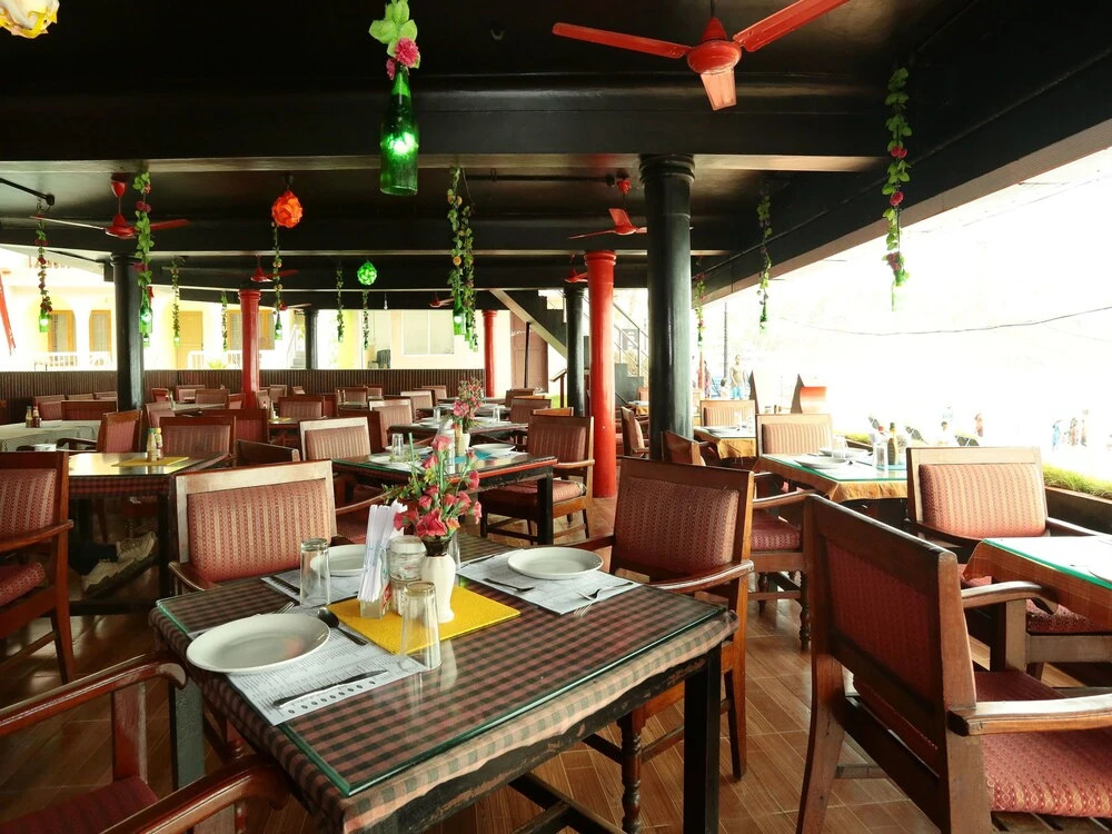 OYO 13590 Saanvi Beach Resort