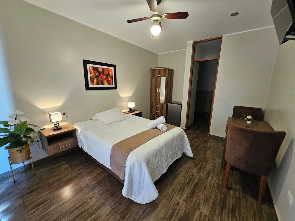 Hotel La Colina