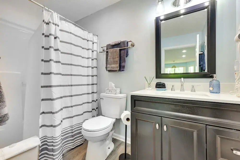 Southport Fall Getaway Condo w/ Deck + Pool