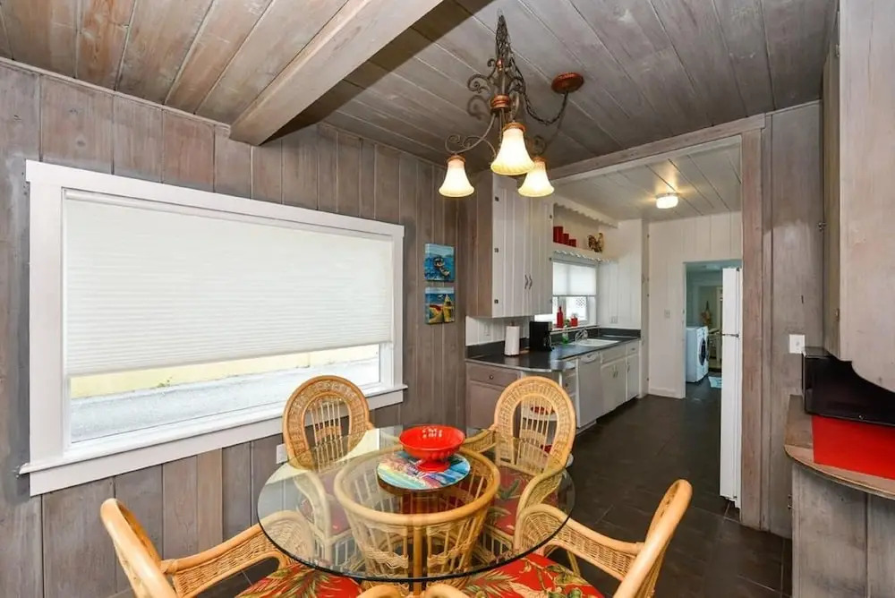 A House on Siesta Beach by Beachside Management