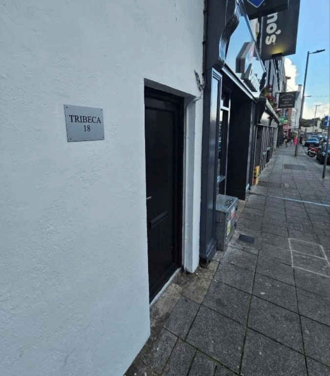 Stylish City Centre Hideaway & Hot Tub