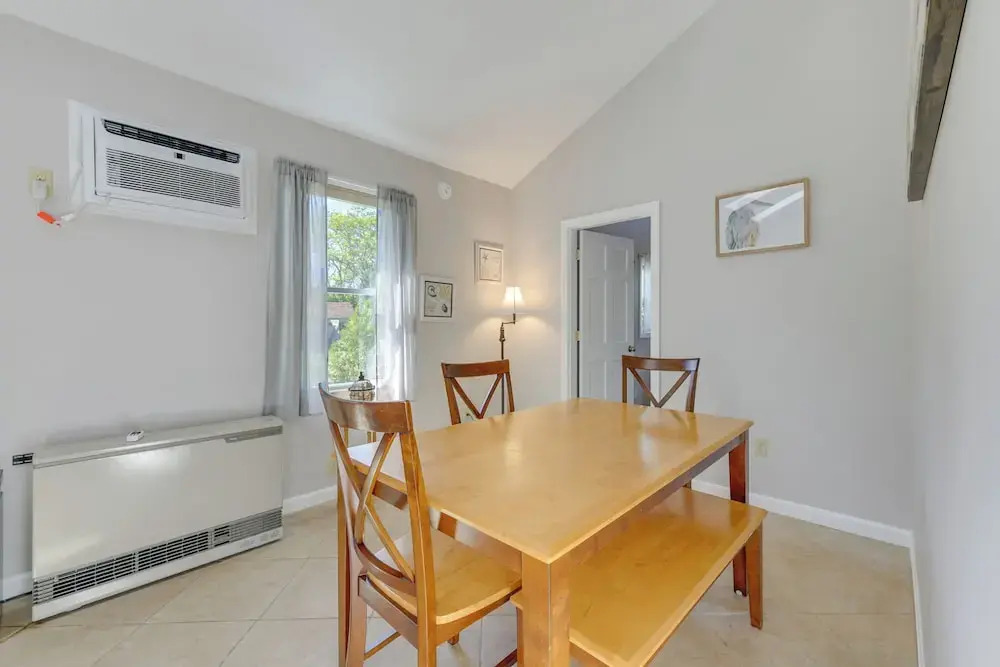 Close to Beach & P-town! Cottage w/ Bay Views