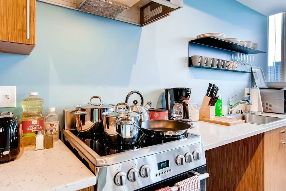 Speechless In Seattle! #1 Location - 2BR - Free Parking! (VR1)