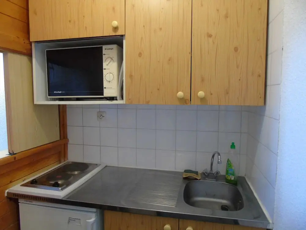 Lou Services Apartment THE206 LSI 001