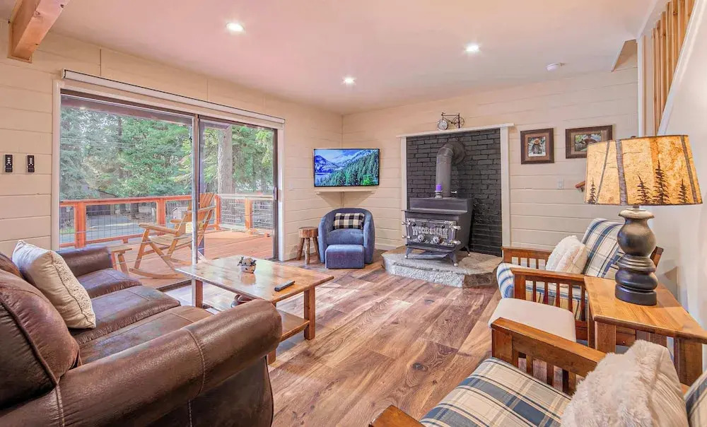Whispering Pines Family Retreat By Carnelian Bay