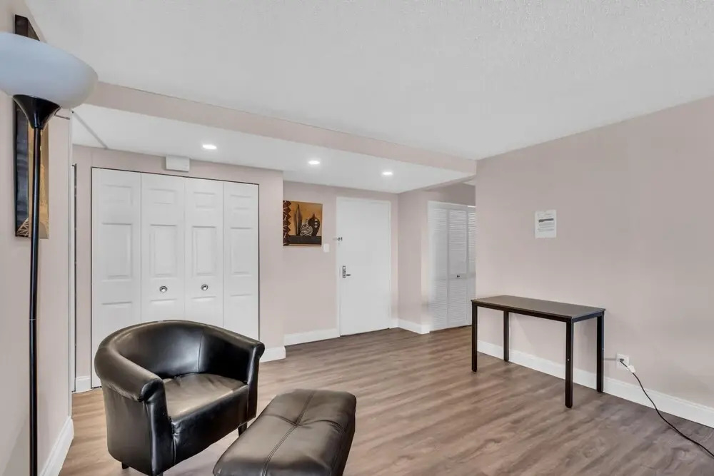 Furnished Apartment in Crystal City Near Pentagon