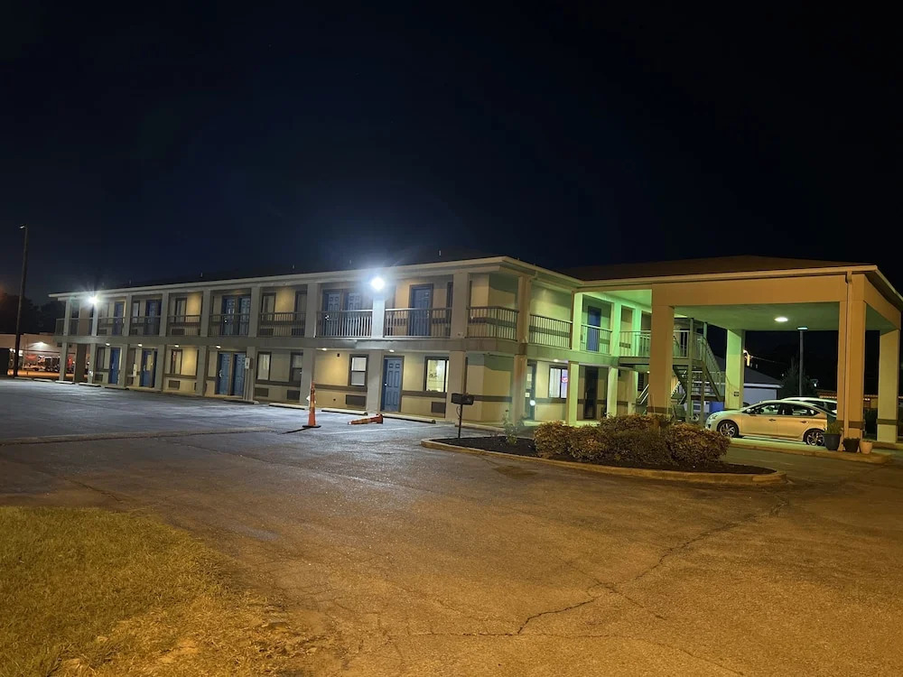 Briarwood Inn