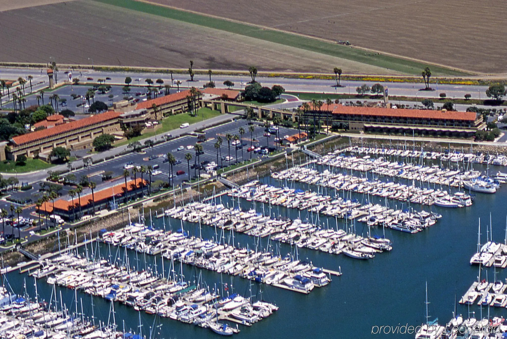 Holiday Inn Express Hotel & Suites Ventura Harbor by IHG