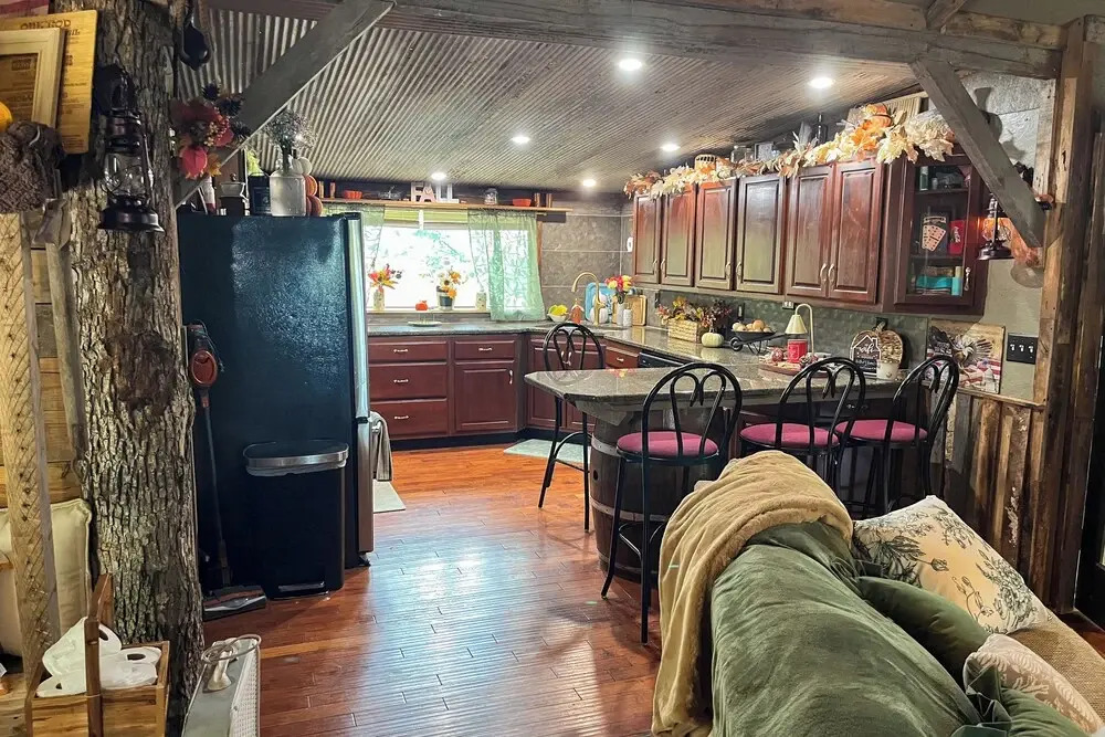 Nearby Trails: 1BR Apartment w/ W & D