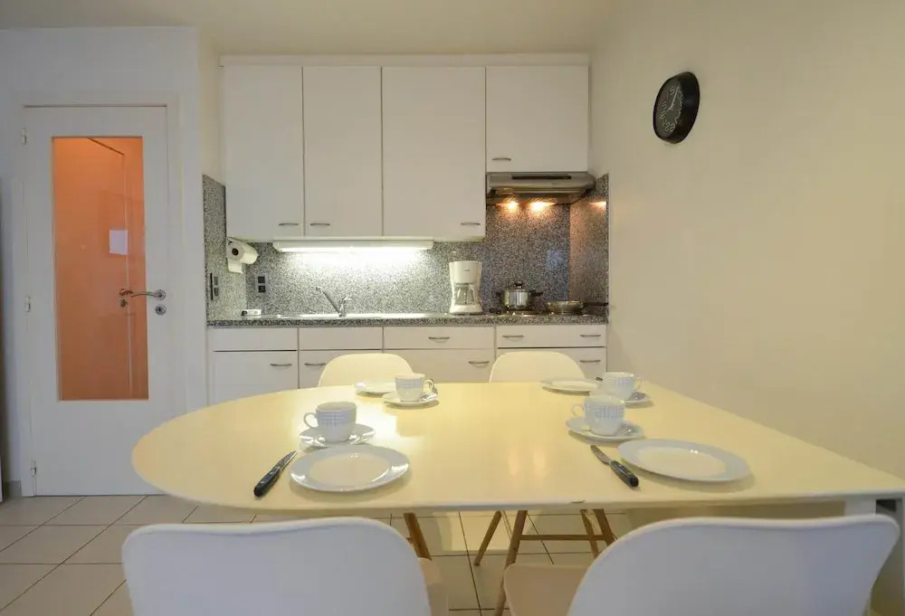 Apartment Oostduinkerke Near Beach and Dunes