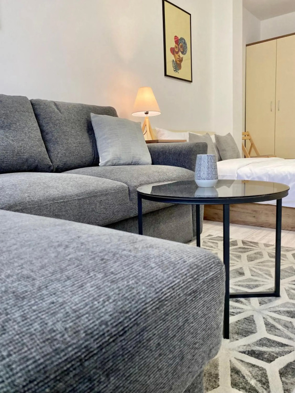 Top Location Apartment with 2Bath for 6 Guests