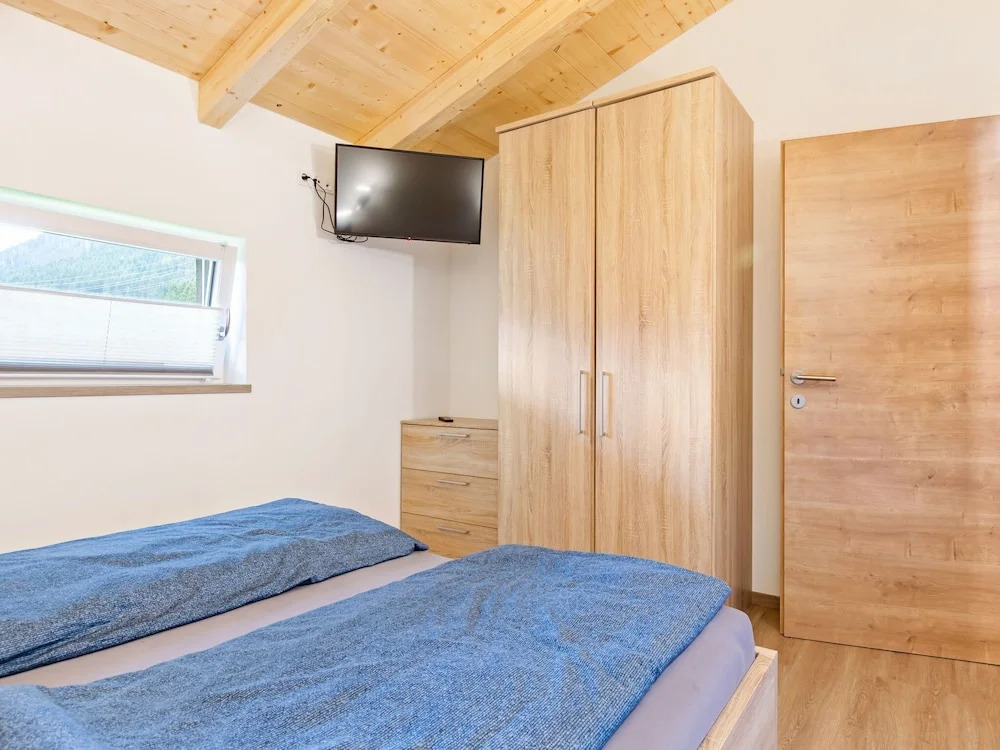 Pleasant Apartment in Mühlbach Near Ski Lift