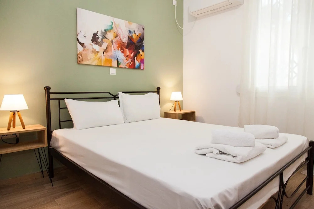 Beautiful new apartment in Petralona