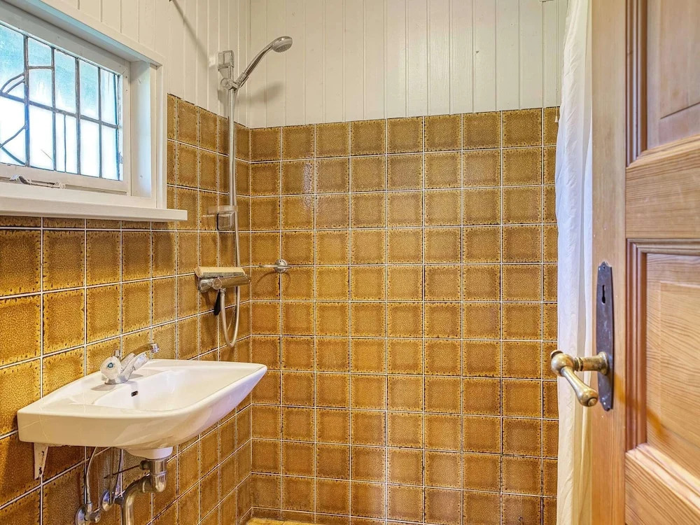 6 Person Holiday Home in Rodby