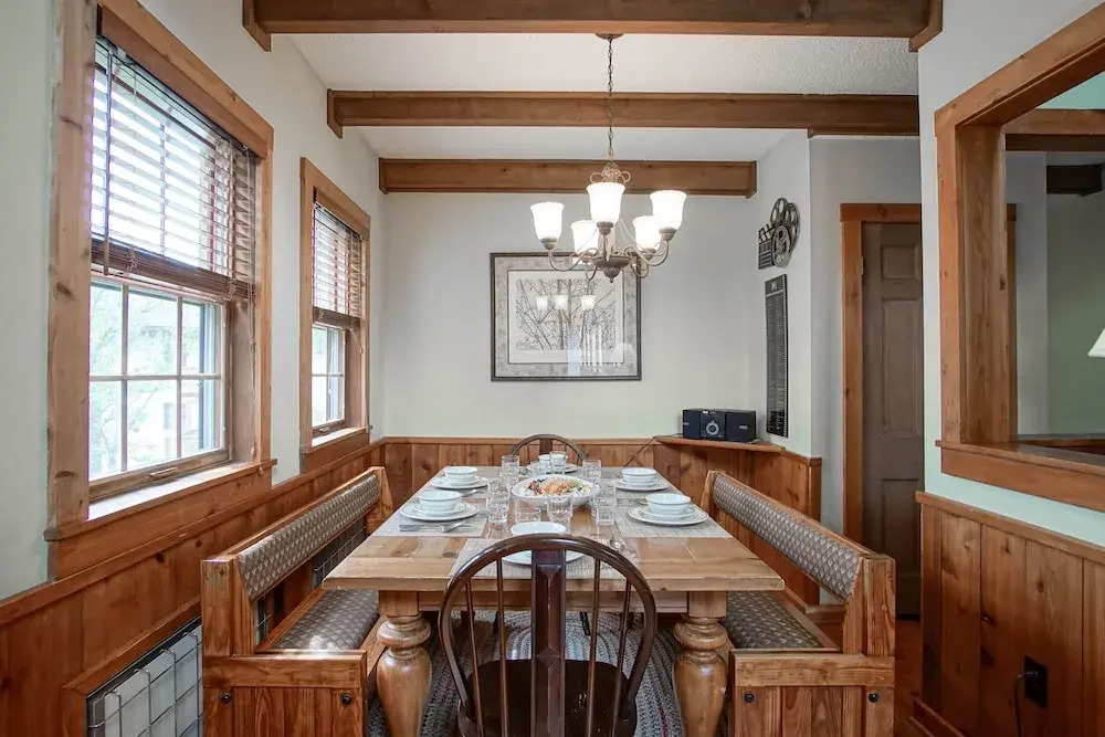 Autumn Mountain Stay Whistlepunk 32, 4BR + Loft