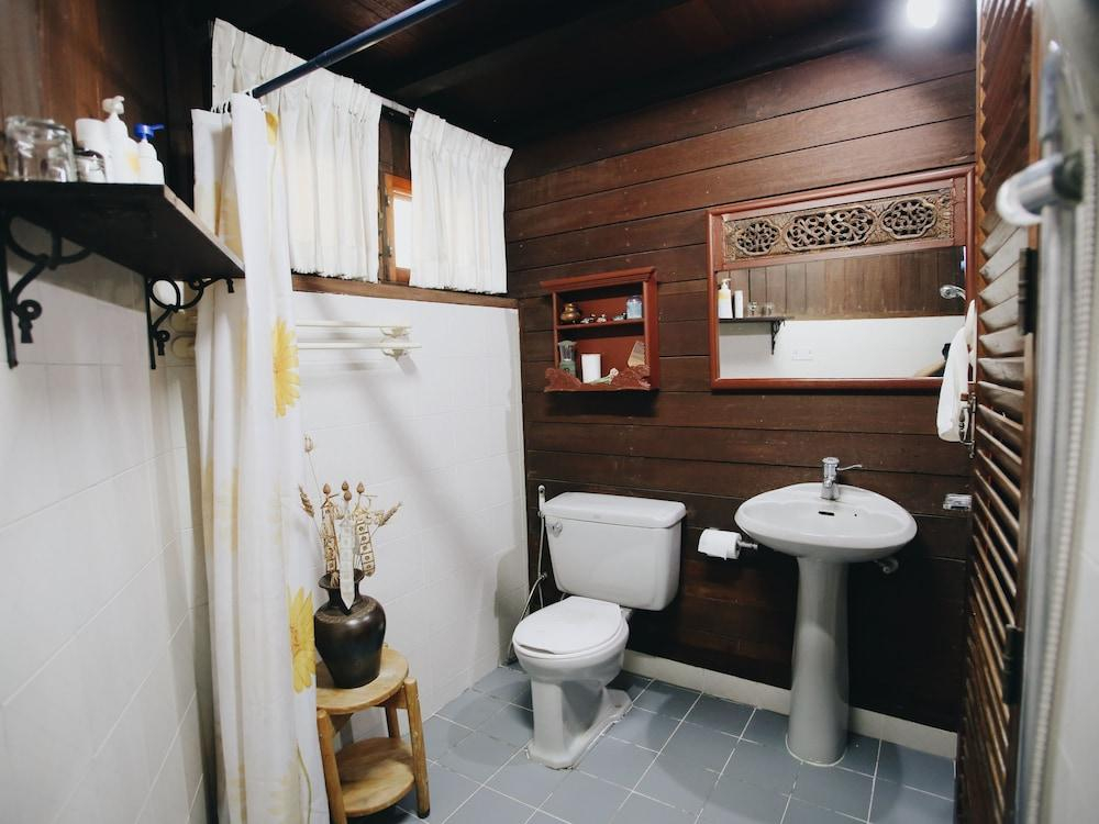 Villa Darakorn Hill Country House