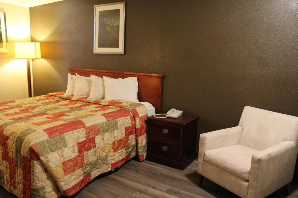 Regency Inn