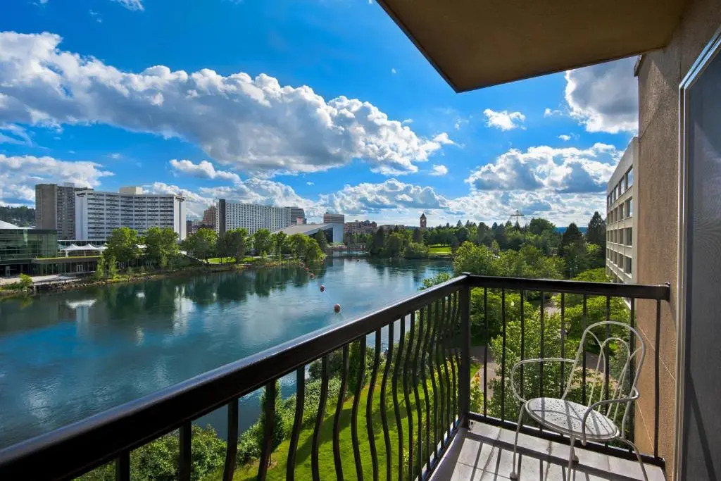 Oxford Suites Spokane Downtown