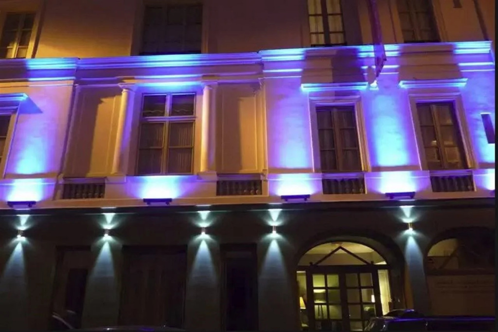 ZE Hotel