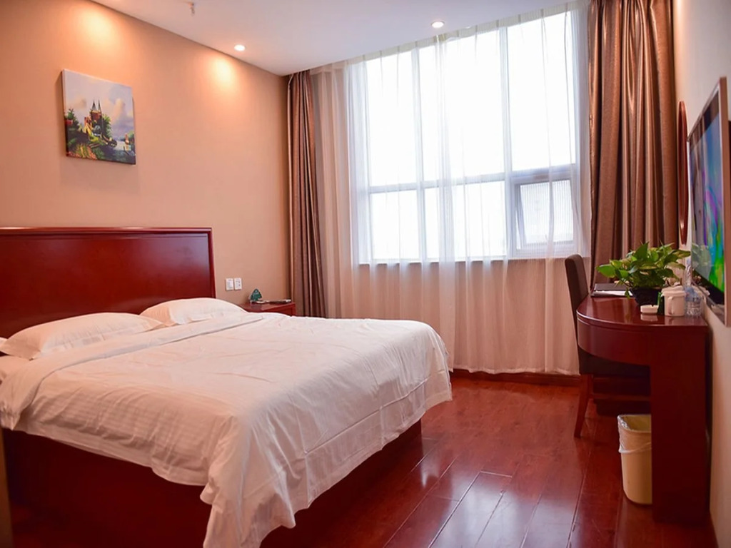 GreenTree Inn BaoDing Xiong county XiongZhou Road Express Hotel