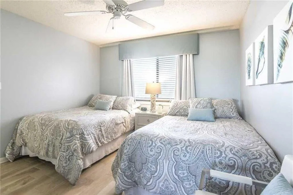 Wind Drift 208 - 2 Br condo by RedAwning