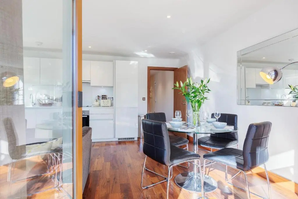Modern apartments close to Colombia Road Market