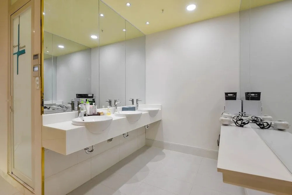 Hotel J-ESPACE 1