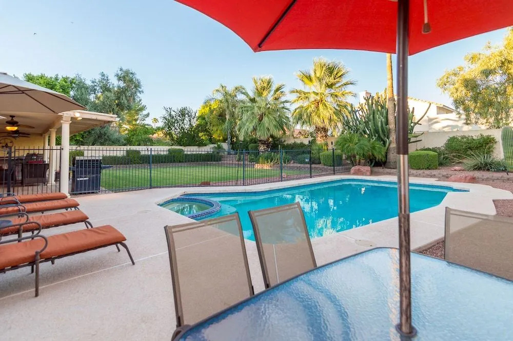 Casa Kierland by RedAwning