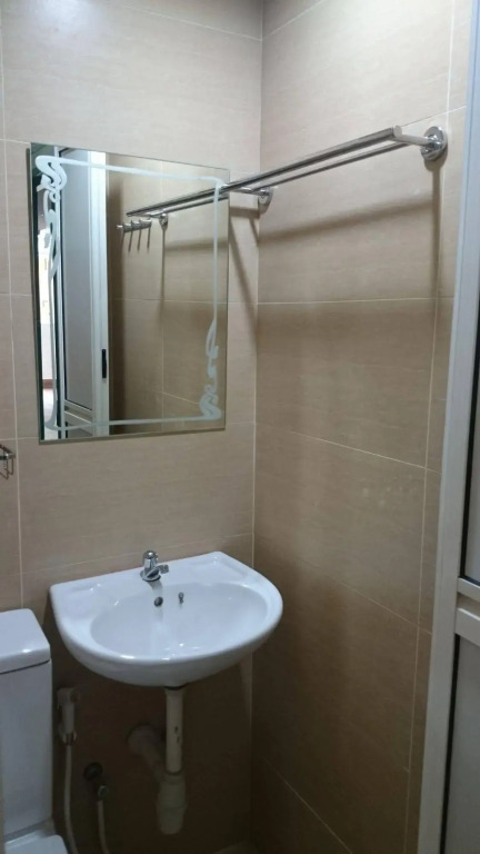 Halo Hostel