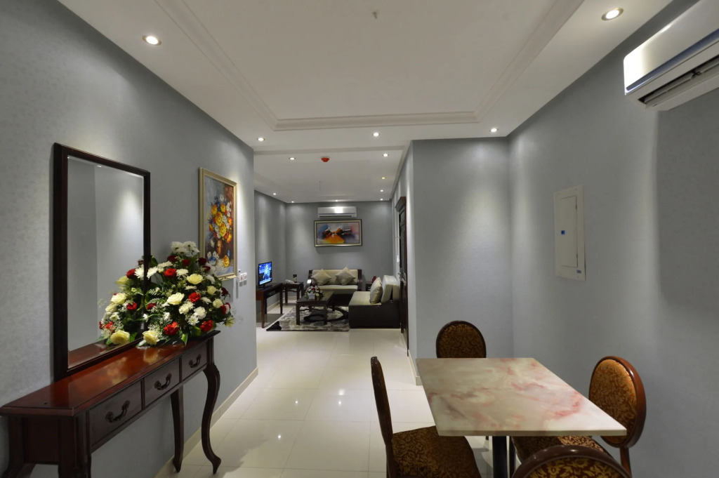 Lafontaine AlShrooq Suites