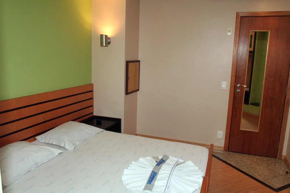 Platinum Hotel